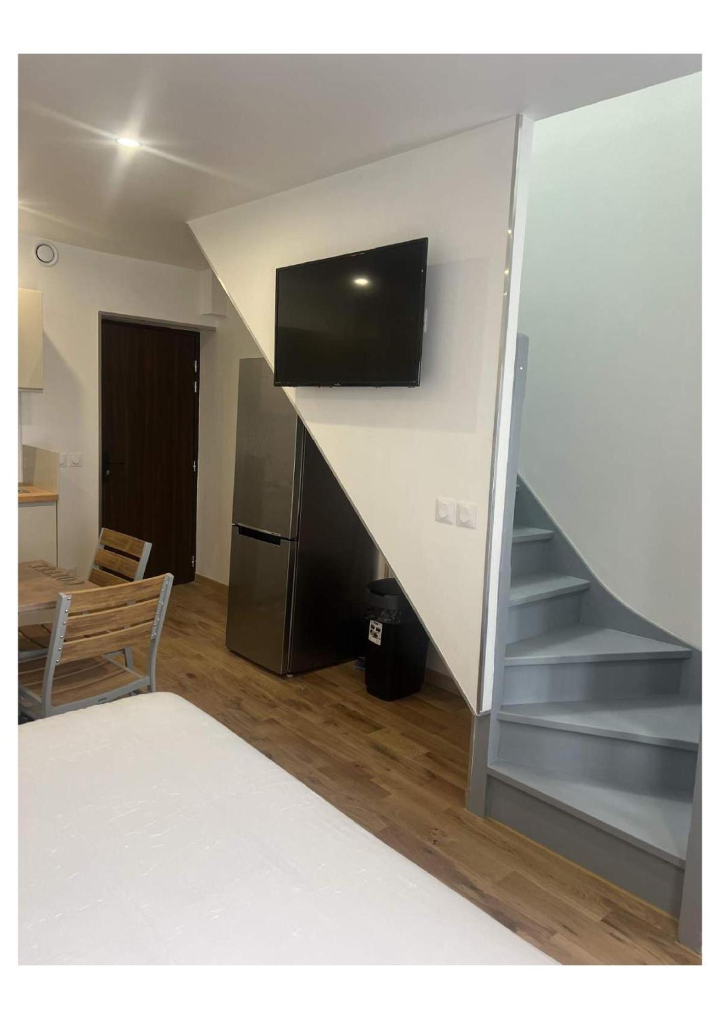 La Ferme Des Barmonts Aparthotel Villejuif Luaran gambar