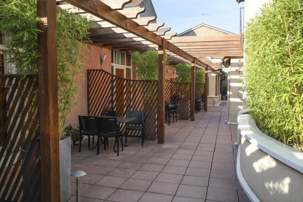 La Ferme Des Barmonts Aparthotel Villejuif Luaran gambar